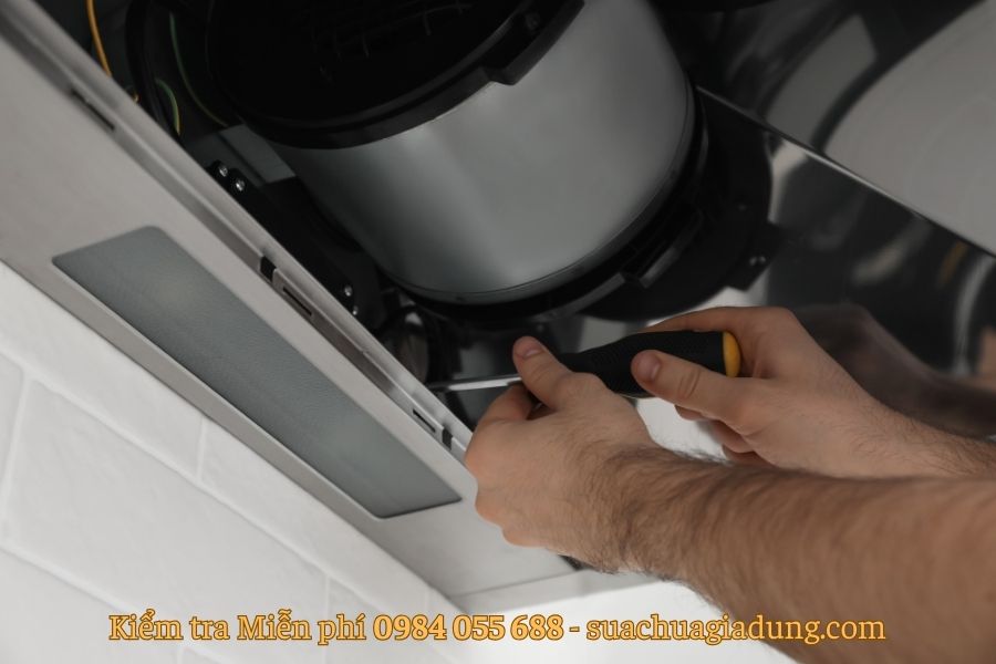 Các lỗi thường gặp ở máy hút mùi Canzy
